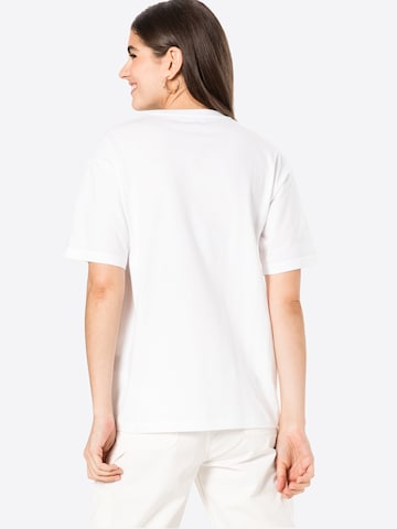 Tricou 'Chase' de la Carhartt WIP pe alb