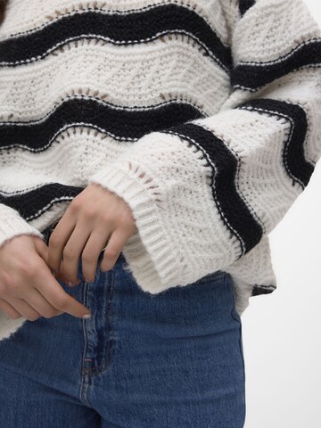 Pull-over 'CHOKO' VERO MODA en beige