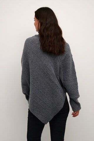 Cape 'Holiday' Cream en gris