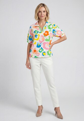 Usha - Blusa en blanco