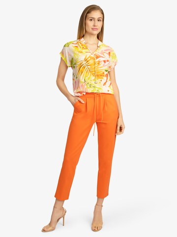 APART Slim fit Pleat-Front Pants in Orange