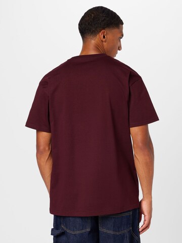 Carhartt WIP T-Shirt 'Chase' in Rot