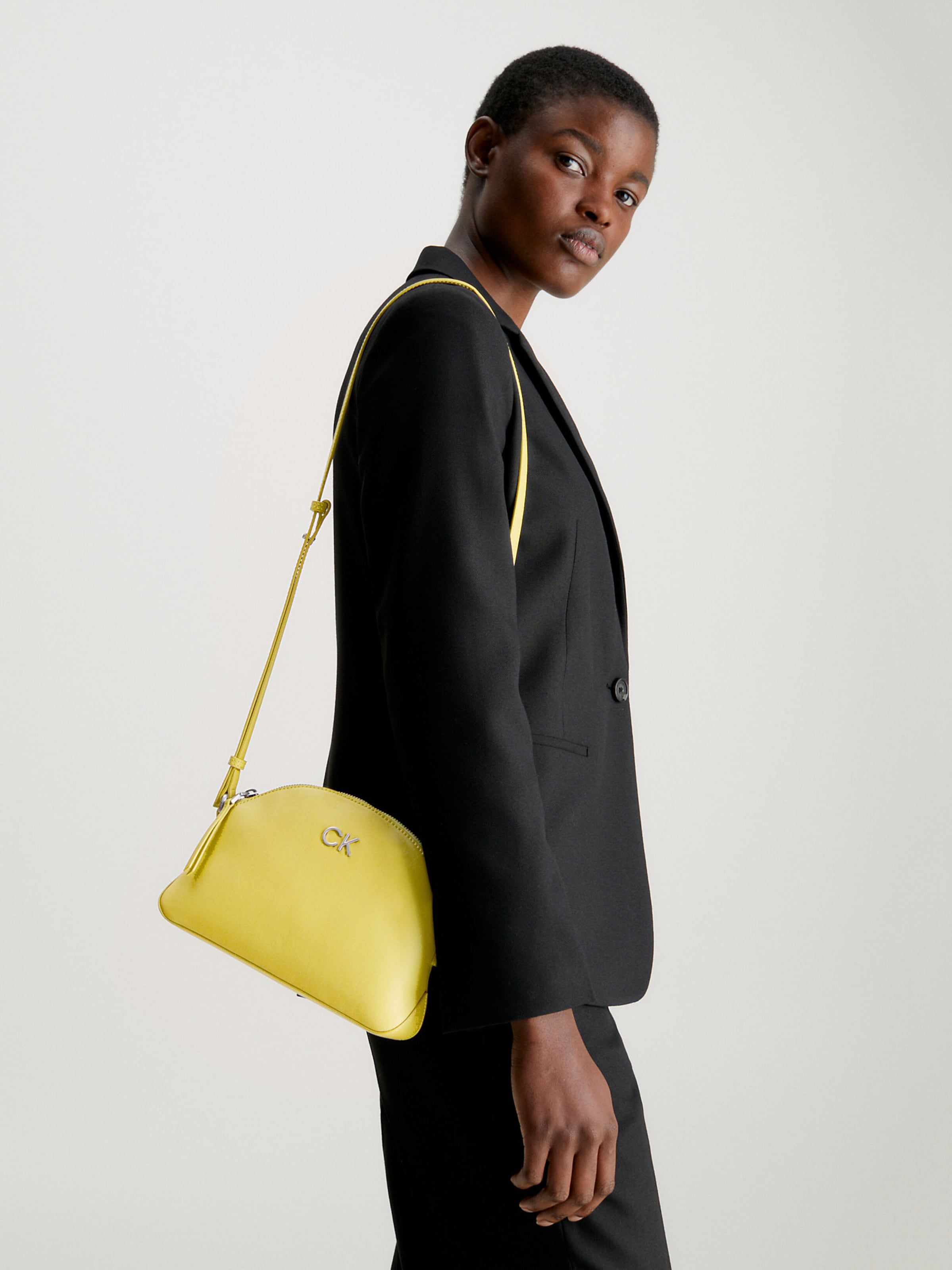 Calvin Klein Crossbody Bag Re Lock in Lemon Yellow ABOUT YOU