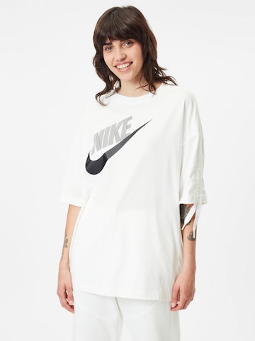 Nike Sportswear Тениска в бяло: отпред