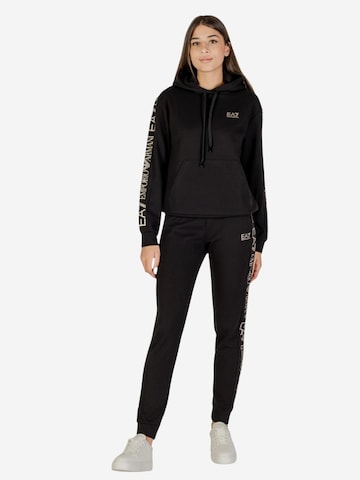 EA7 Emporio Armani - regular Pantalón deportivo en negro: frente