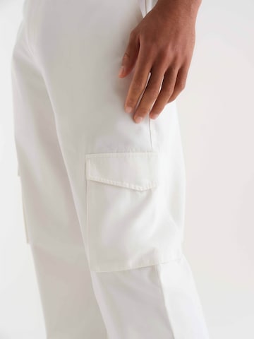 ABOUT YOU x Kevin Trapp Loose fit Cargo Pants 'Jaron' in White