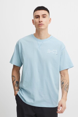 !Solid Shirt in Blue: front