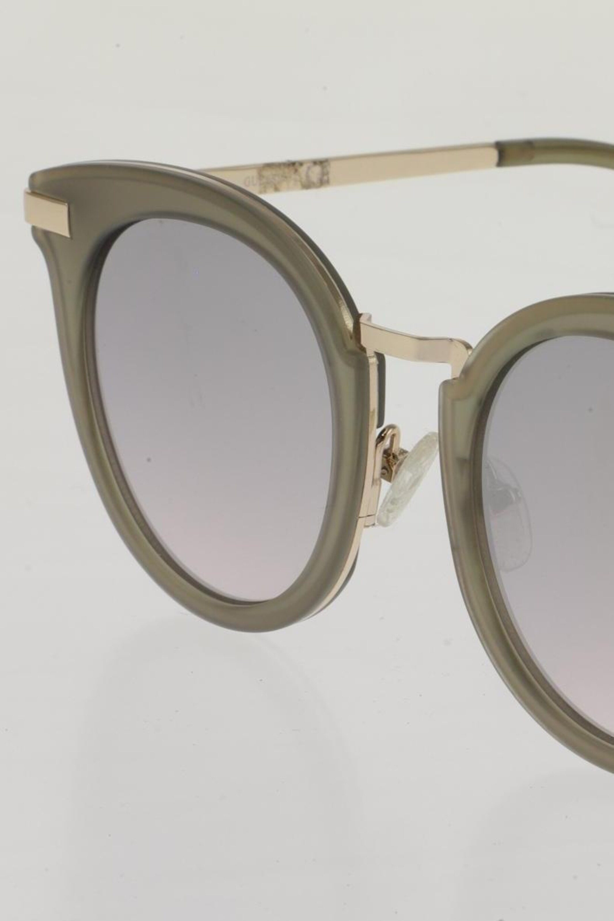 GUESS Sonnenbrille One Size in Grau