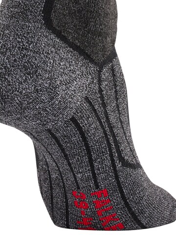 FALKE Athletic Socks 'SK2 Intermediate' in Black