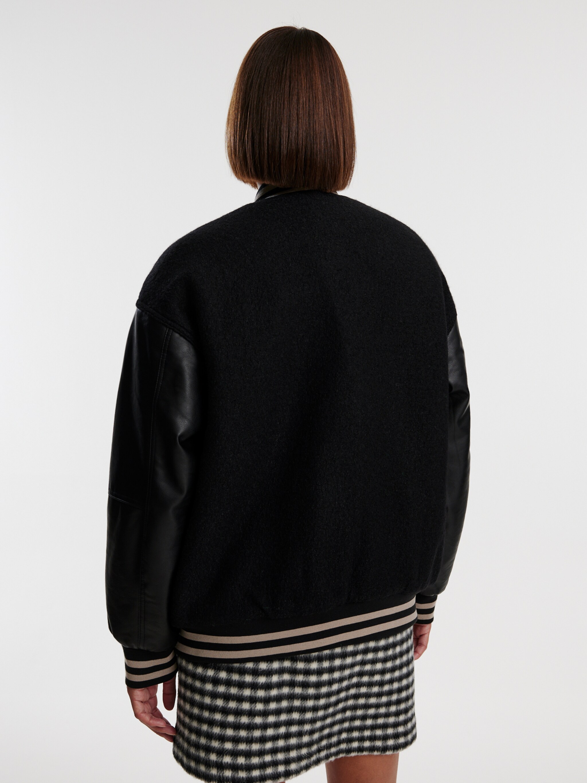 EDITED Producten Tussenjas 'Emmi' Beige