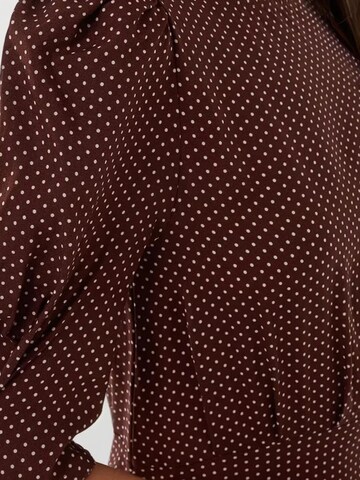 Hiccup Kleid in Braun