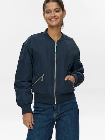 Veste mi-saison 'Ellanora' NÜMPH en bleu : devant