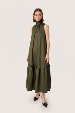 Robe 'Daphny' SOAKED IN LUXURY en vert : devant