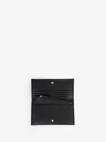 VALENTINO Портмоне в черно