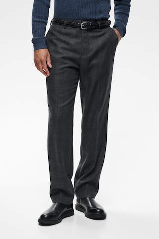 Matinique Regular Chino 'Wesley' in Grijs: voorkant