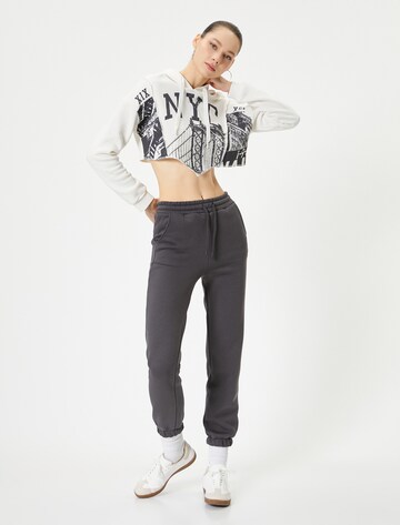 Koton Tapered Broek in Grijs