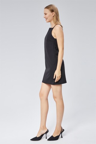 Robe HOME STORE en noir