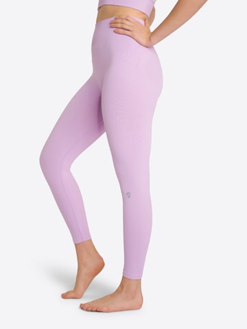 OCEANSAPART Skinny Spodnie sportowe 'Tara' w kolorze fioletowy