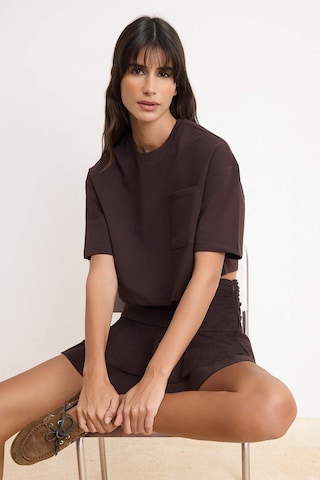 Trendyol - Camiseta en marrón