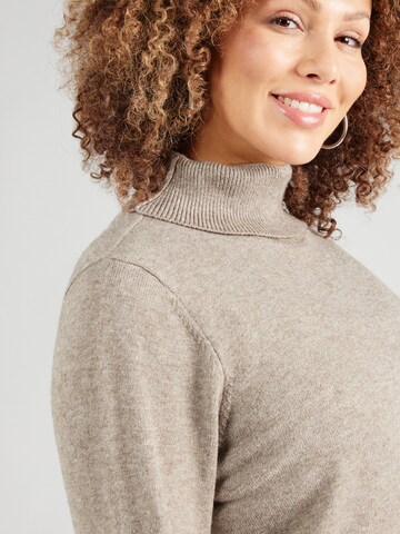Pullover 'CARFIA' di ONLY Carmakoma in marrone