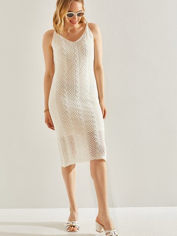 Bianco Lucci Плетена рокля в бежово