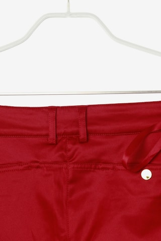UNBEKANNT Shorts in XL in Red