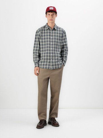 Fit confort Chemise 'ONSRAFAEL' Only & Sons en gris