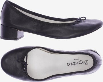 REPETTO Flats & Loafers in 36 in Black: front