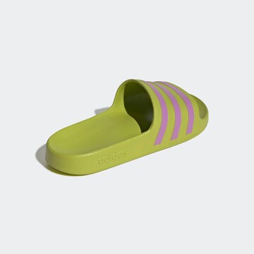 ADIDAS PERFORMANCE Plážové / kúpacie topánky 'Adilette' - Zelená