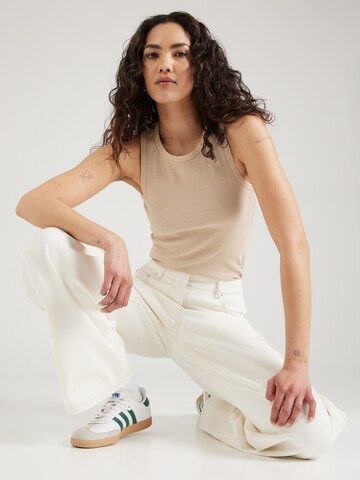 Top di & Other Stories in beige: frontale