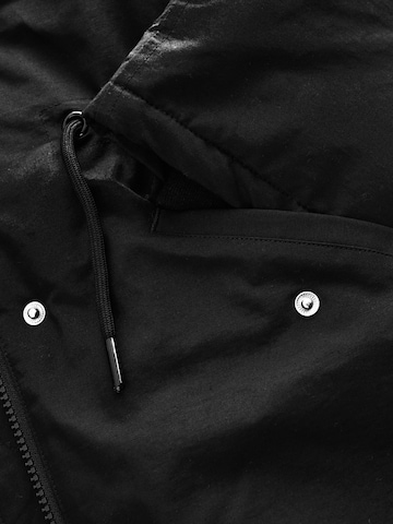 Next - Abrigo en negro