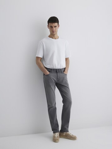 Mavi Regular Jeans 'Marcus' in Grau: Vorderseite