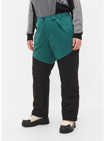 Zizzi Regular Outdoor панталон в зелено: отпред