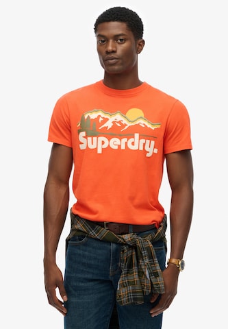 T-Shirt 'Great Outdoors' Superdry en rouge : devant