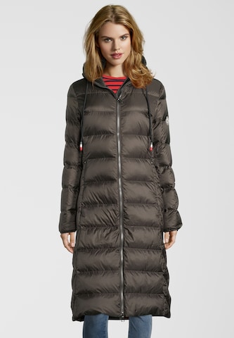 No. 1 Como Winter Coat in Green: front