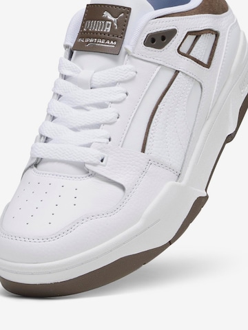PUMA حذاء رياضي بلا رقبة 'Slipstream' بلون أبيض