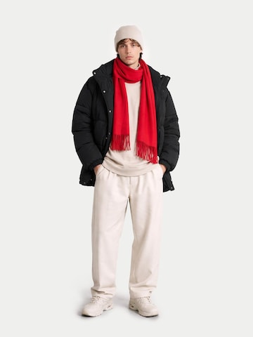 GOBI Cashmere - Chal 'Unisex Cashmere Fringed Scarf' en rojo