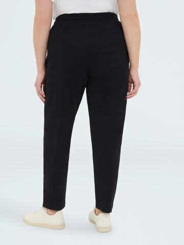 Fiorella Rubino Regular Broek in Zwart