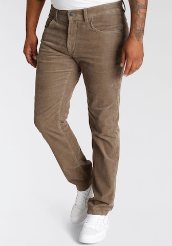 PIONEER Pants in Brown: front