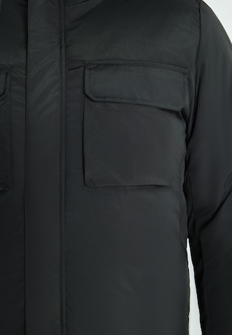 TUFFSKULL Weatherproof jacket 'Threezy' in Black