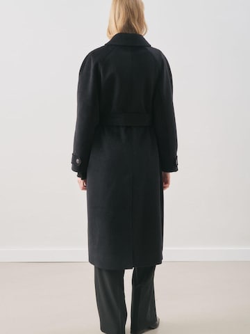 MANUKA Winterjacke‌‌‌‌ in Schwarz