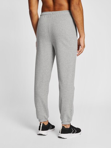 Effilé Pantalon 'Fred' Hummel en gris
