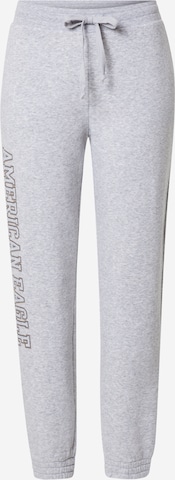 American Eagle Tapered Pants in Grey: front