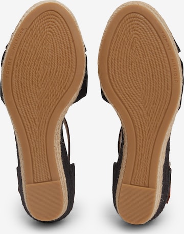 TOMMY HILFIGER - Sandalias en negro