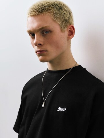 Pull&Bear T-Shirt 'STWD' in Schwarz