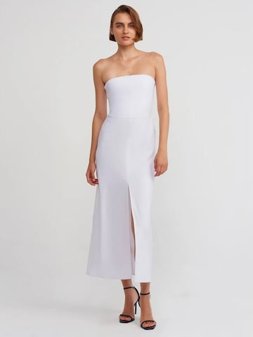 Dilvin - Vestido em branco: frente