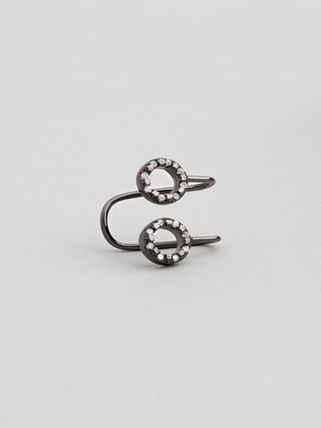 So Chic Earrings in Black: front