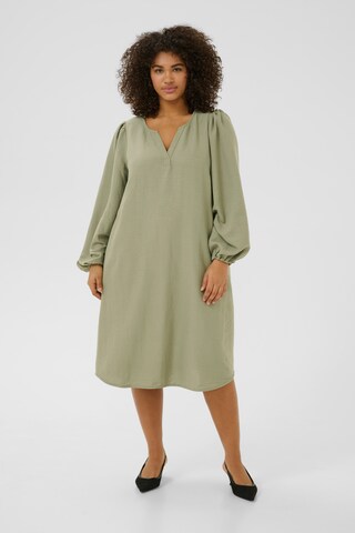 KAFFE CURVE - Vestidos camiseiros 'Niki' em verde