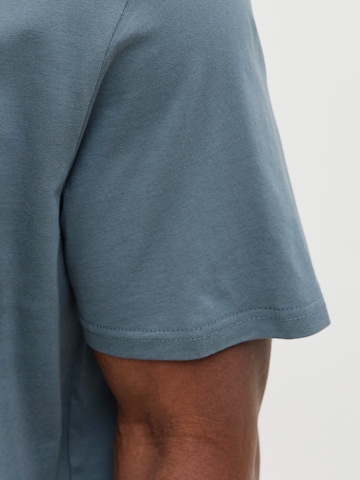 Jack & Jones Plus - Camiseta 'JJMako' en azul