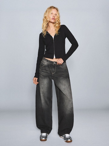 Bershka Tréning dzseki - fekete: elől